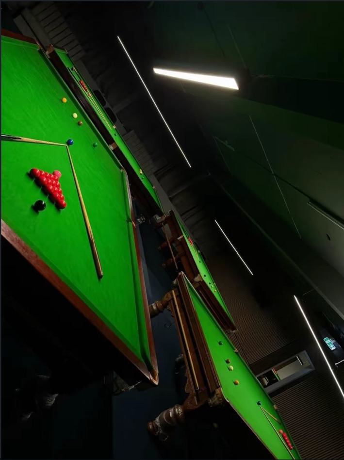 Snooker table